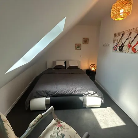 Apartment Style Tres Spacieux 4e Sedan